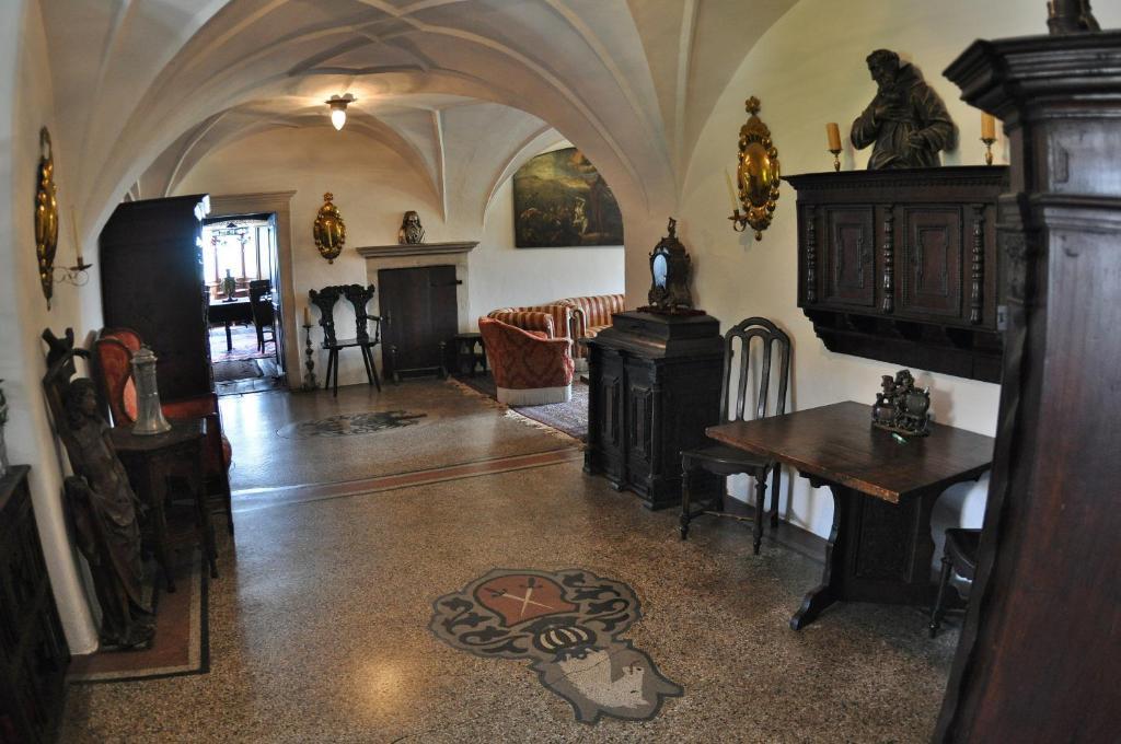 Apartments Schloss Paschbach أبيانو سولاّ ستراذا المظهر الخارجي الصورة