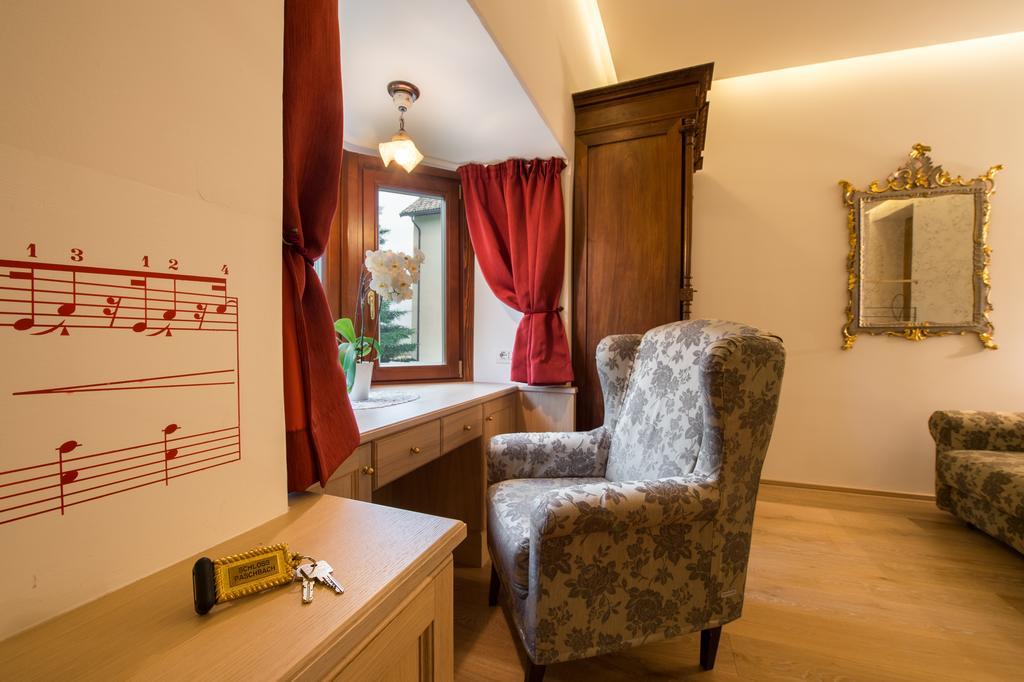 Apartments Schloss Paschbach أبيانو سولاّ ستراذا المظهر الخارجي الصورة