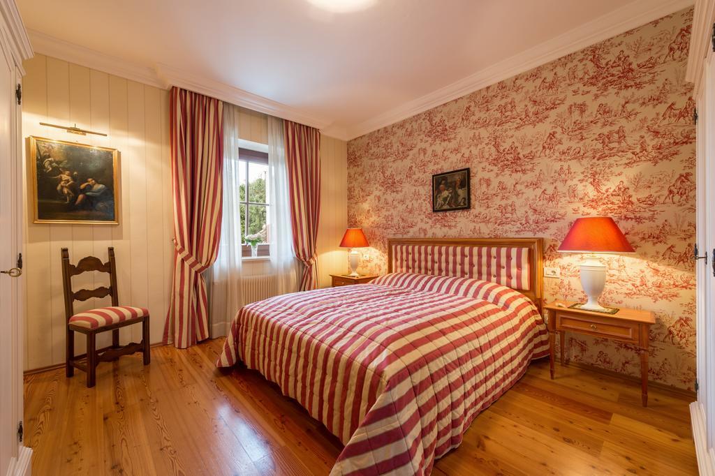 Apartments Schloss Paschbach أبيانو سولاّ ستراذا المظهر الخارجي الصورة